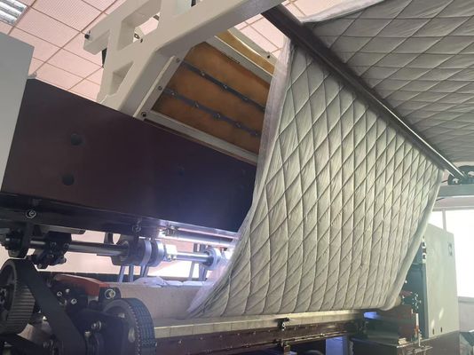 1400RPM 1.7m Bilgisayarlı Döner Kanca Çok iğneli Çamaşır Makinesi