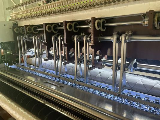 1400RPM 1.7m Bilgisayarlı Döner Kanca Çok iğneli Çamaşır Makinesi
