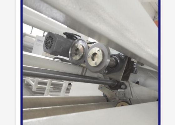 380 V 3 Fazlı Zincir Dikişli Otomatik Yatak Yapma Makinesi