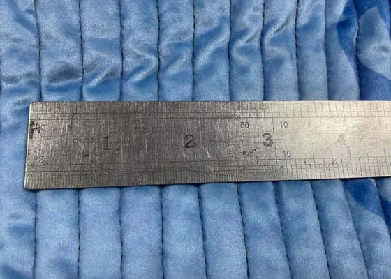 Yatak örtüsü üretimi için 1000 rpm Hızlı Çok iğneli Otomatik Quilting Makinesi